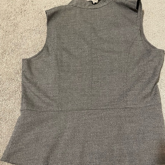 Vanity open vest! Gray in color XL - Picture 2 of 4